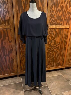 JOSEPH RIBKOFF Signature Dress